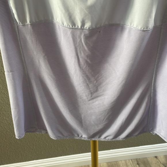 Lululemon run fast track light purple top in size medium - Picture 3 of 9